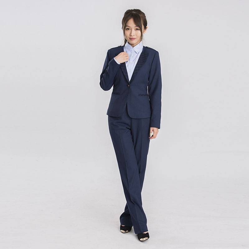 女套裝D8