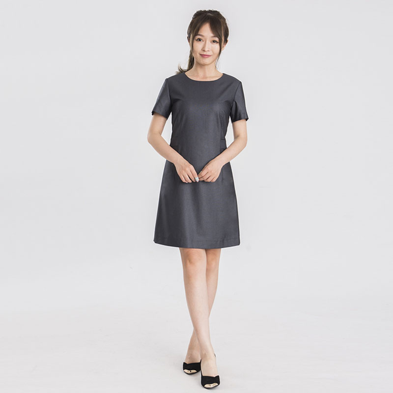 女套裝E18